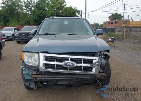 2010 Ford Escape Limited z USA, uszkodzony, nr VIN 1FMCU0EG7AKD26385